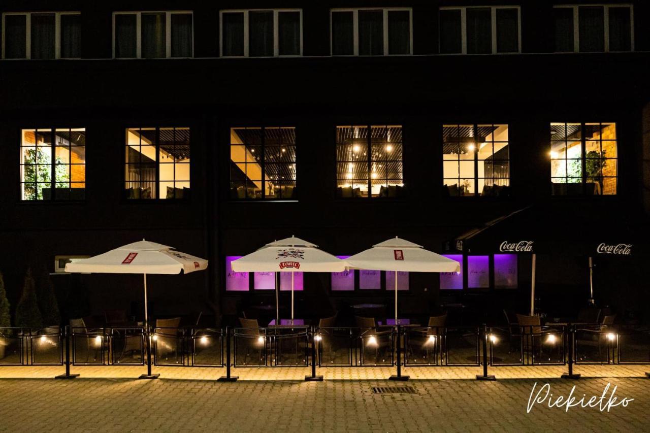 Lofft Hotel Ciechanów Екстериор снимка