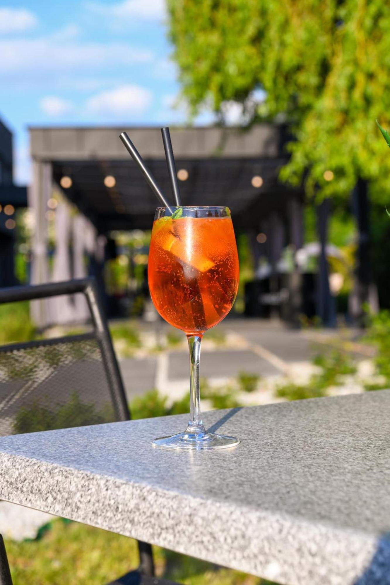 Lofft Hotel Ciechanów Екстериор снимка