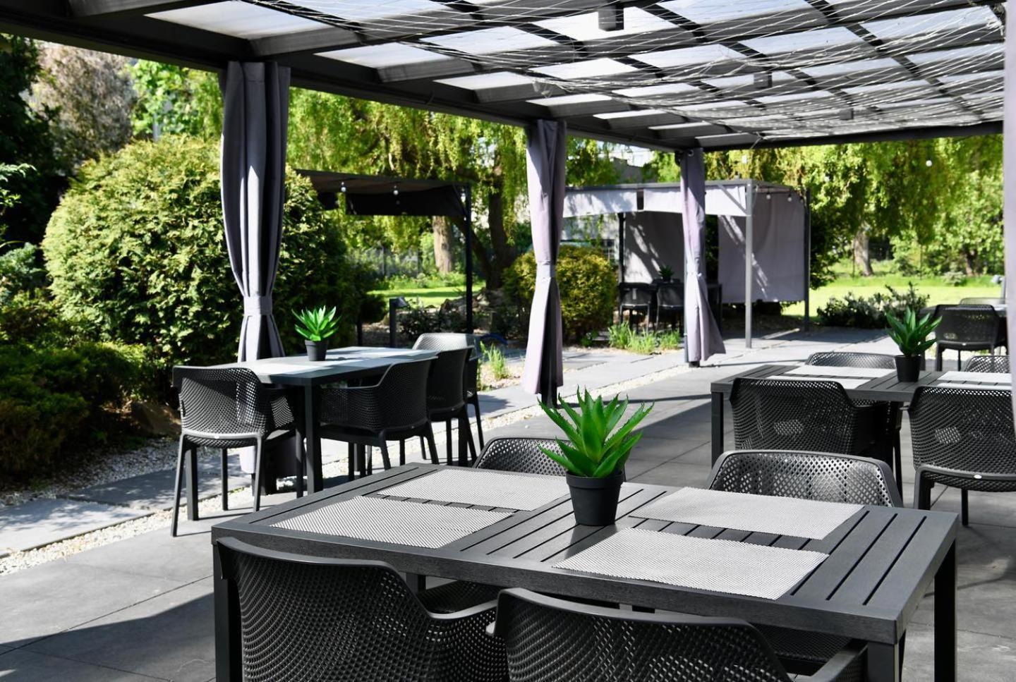 Lofft Hotel Ciechanów Екстериор снимка