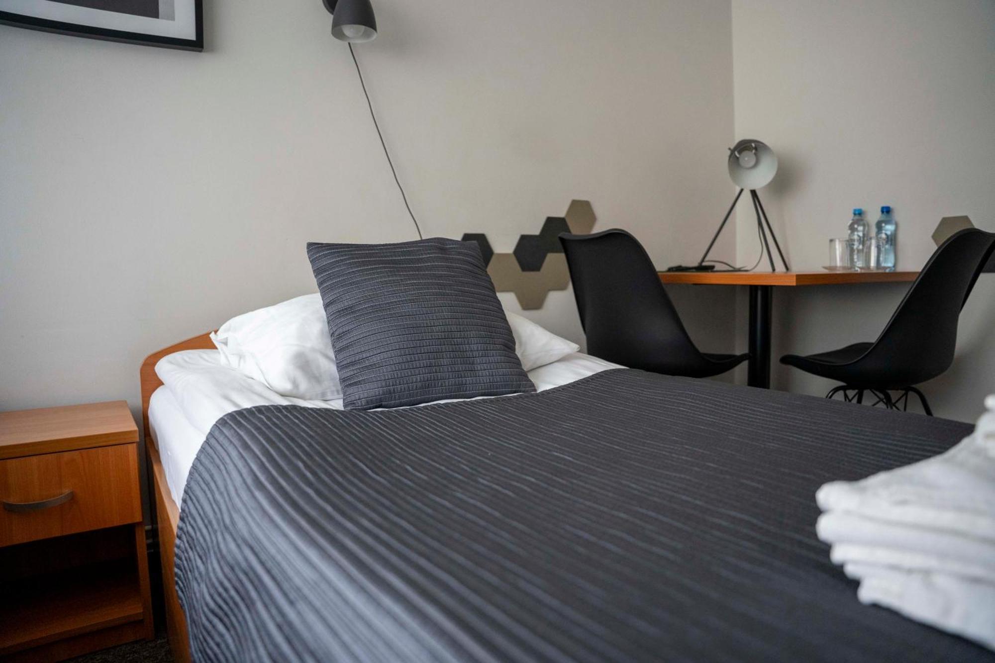 Lofft Hotel Ciechanów Стая снимка