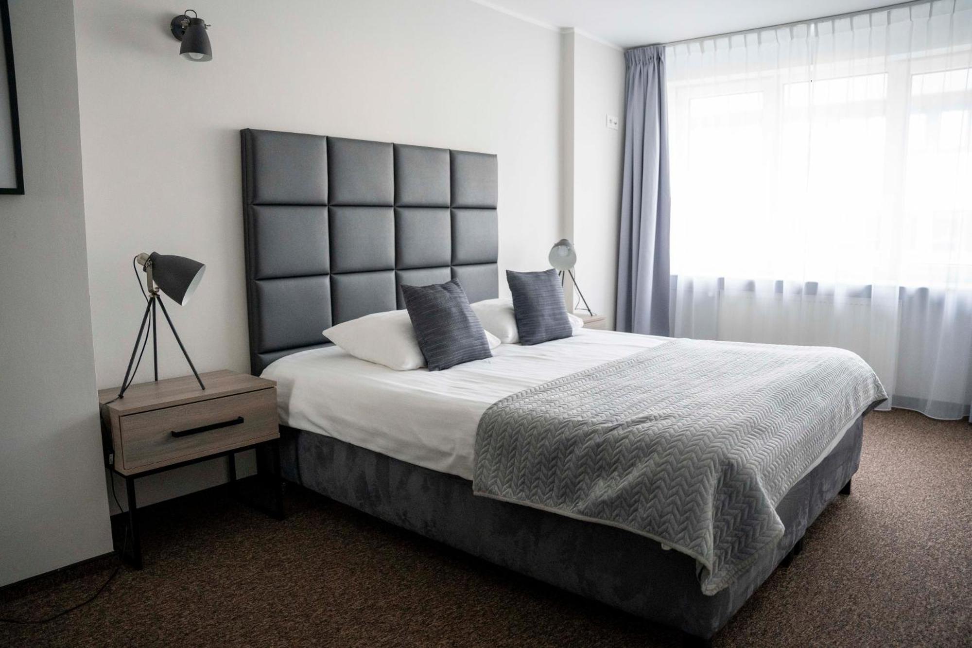 Lofft Hotel Ciechanów Стая снимка