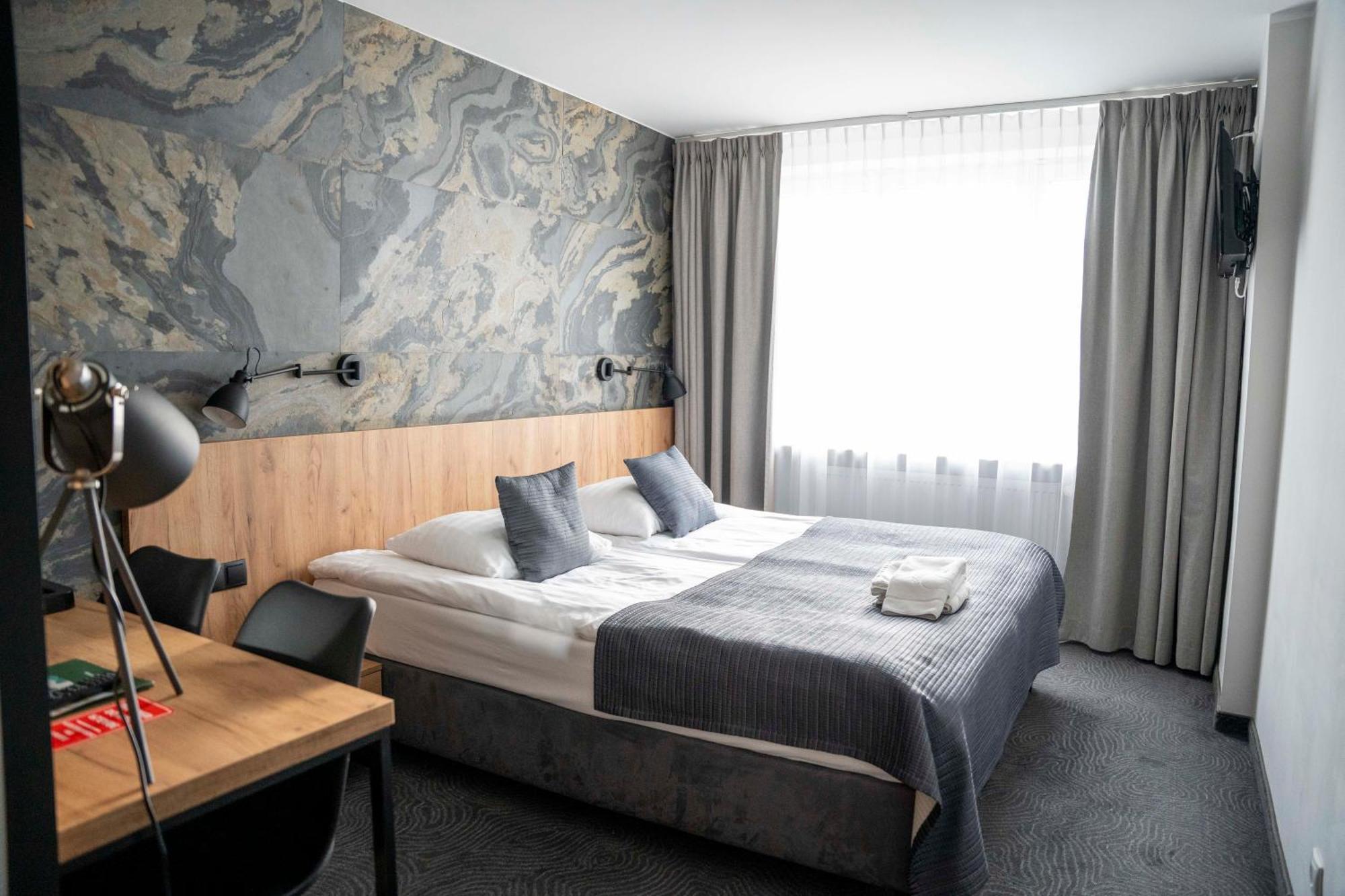 Lofft Hotel Ciechanów Стая снимка